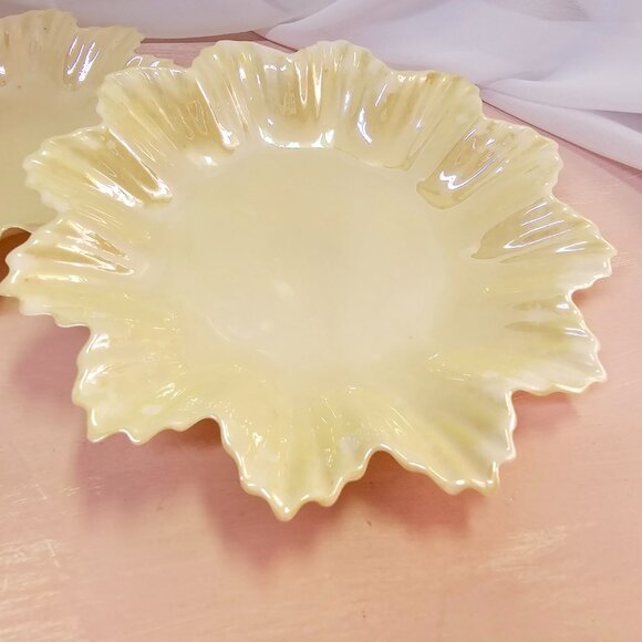 Porcelain 2pc Set Leaf or China Star Plate, Candy Dish, Nut, Vintage, 1955-65 - Picture 3 of 8